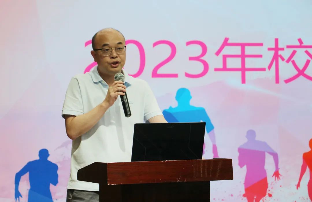 da72a4302d9e64149e4ce19bbcebb556